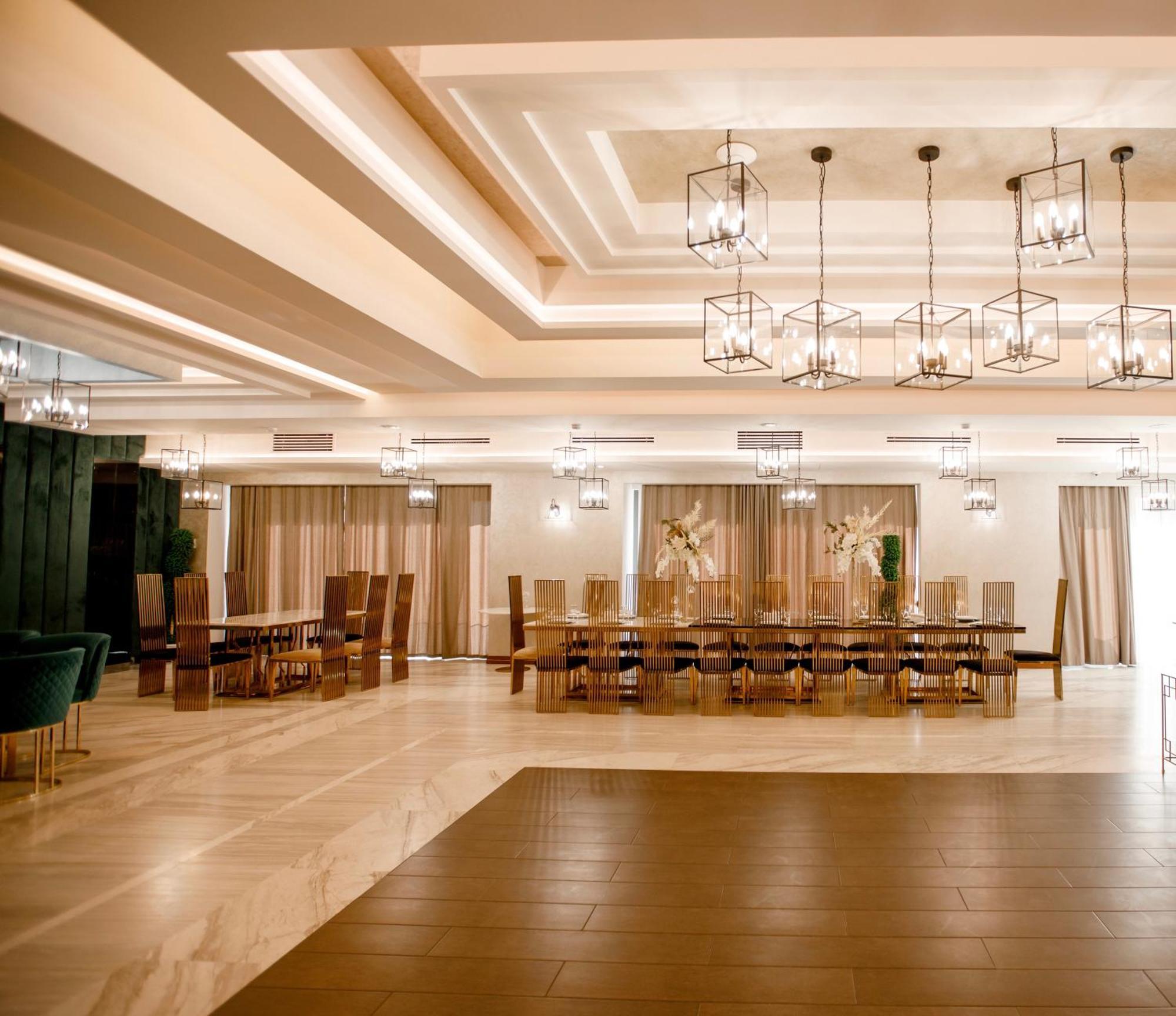 Aghababyan'S Hotel Erivan Exterior foto The ballroom