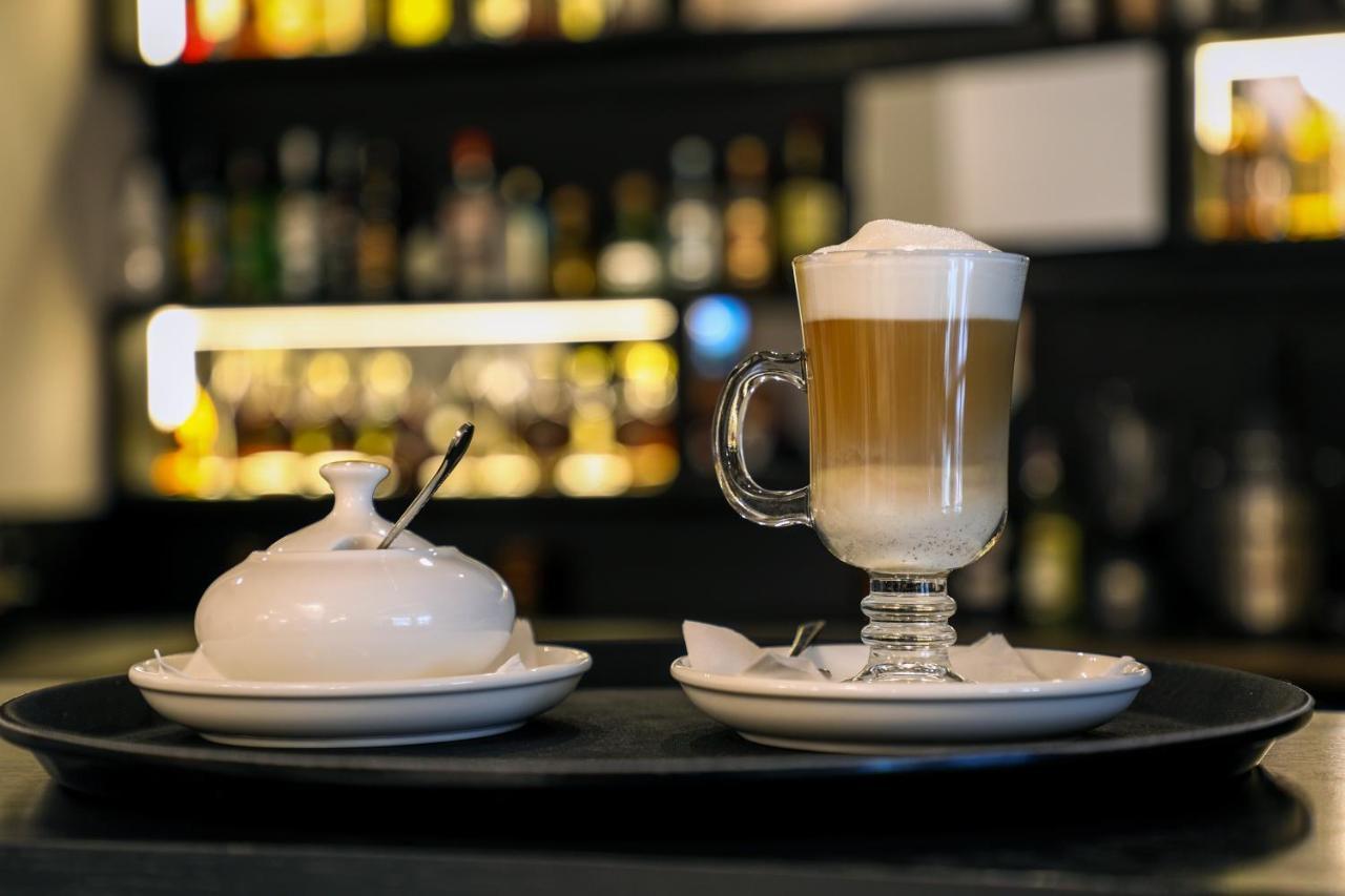Aghababyan'S Hotel Erivan Exterior foto Latte macchiato