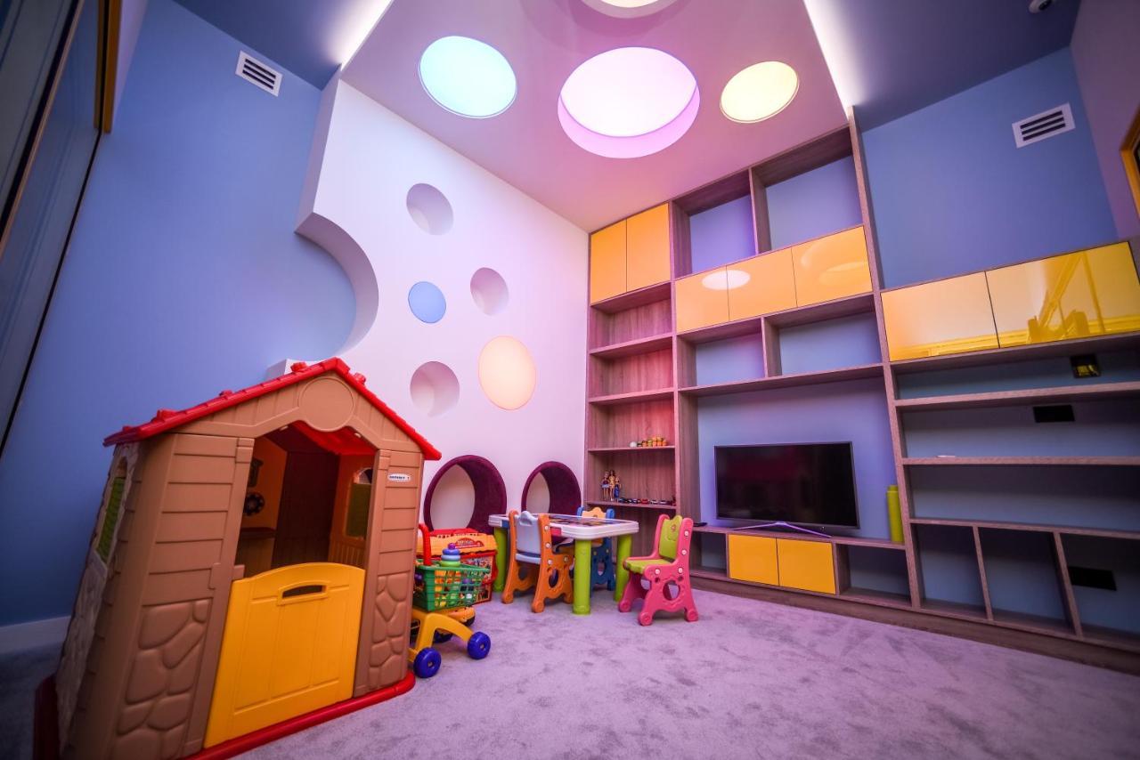 Aghababyan'S Hotel Erivan Exterior foto The Children's Hospital of Philadelphia